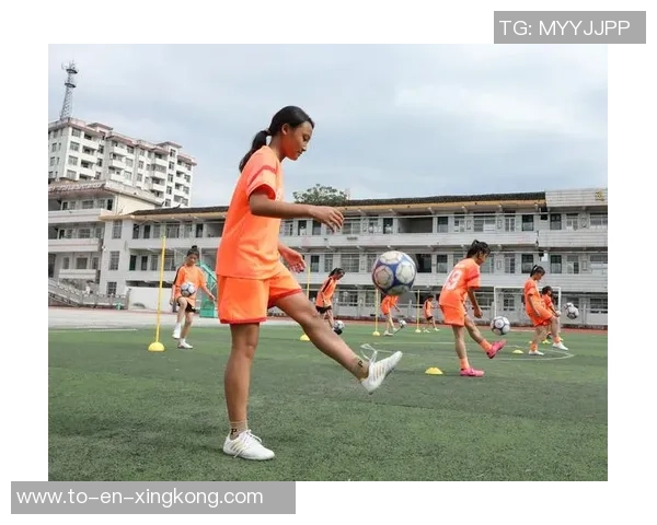 青春绿茵场上的梦想与友情校园足球故事的热血与成长